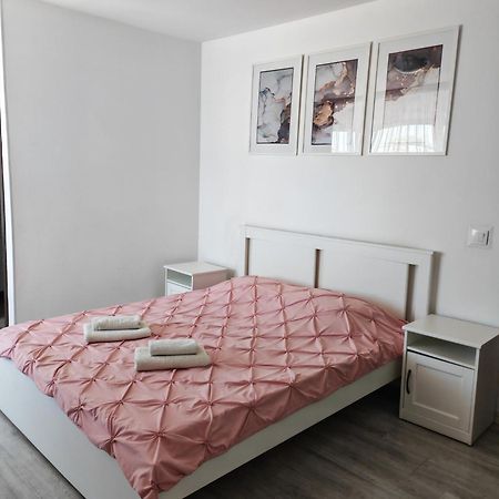 Eva'S Rooms Тыргу-Муреш Экстерьер фото